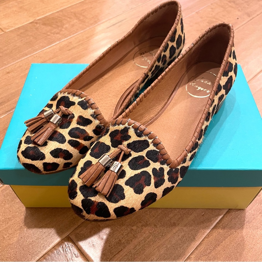 JACK ROGERS  GABRIELLE HAIRCALF LEOPARD PRINT WOMENS FLATS with TASSELS SIZE 8